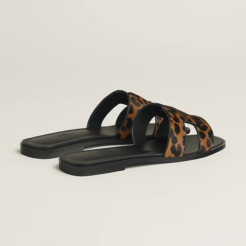 Oran  Sandal